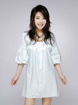 辛晓琪经纪公司（联系方式）经纪人电话17052226000（同步微信）_明星家族
