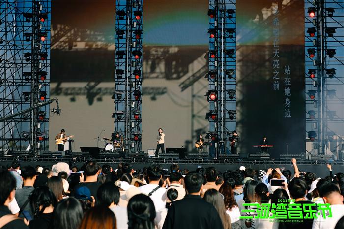 脆莓乐队经纪人/经纪公司丨演出邀约丨170 5222 6000
