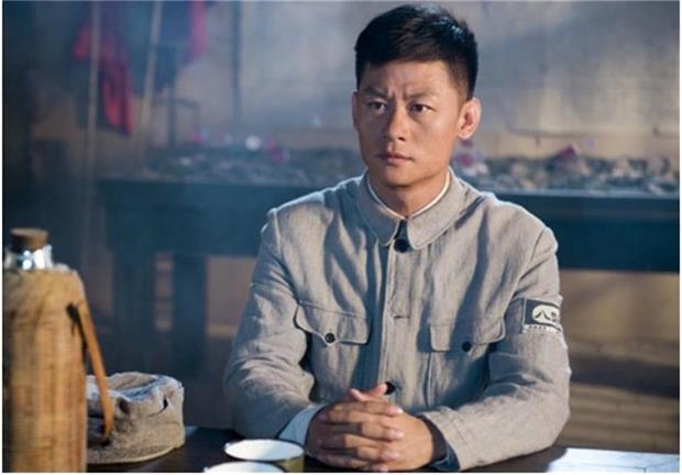 李健（演员）演出对接经纪人：170 - 5222 - 6000