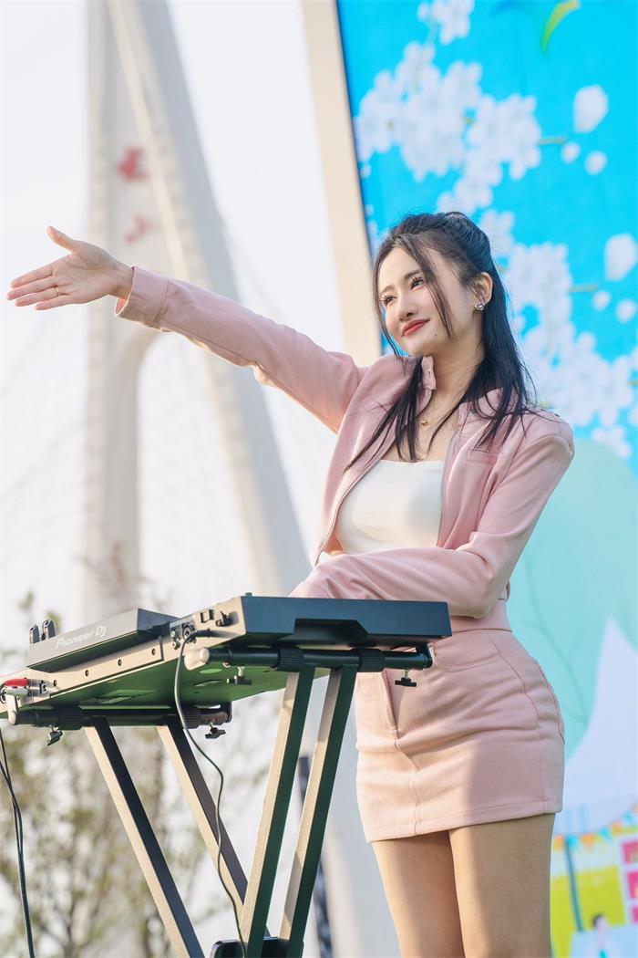 DJ&MC表演怪兽经纪人/经纪公司丨演出邀约丨170 5222 6000