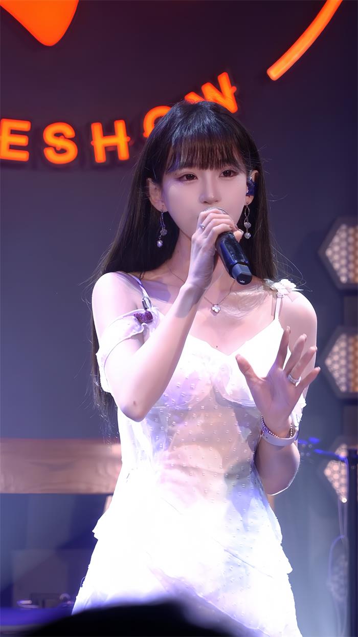 芹早早经纪人/经纪公司丨演出邀约丨170 5222 6000