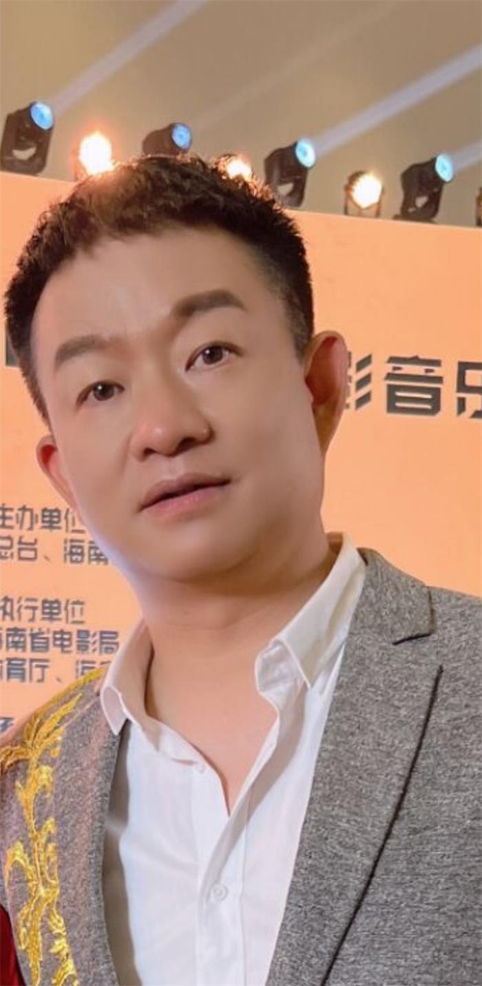 小曾经纪人/经纪公司丨演出邀约丨170 5222 6000