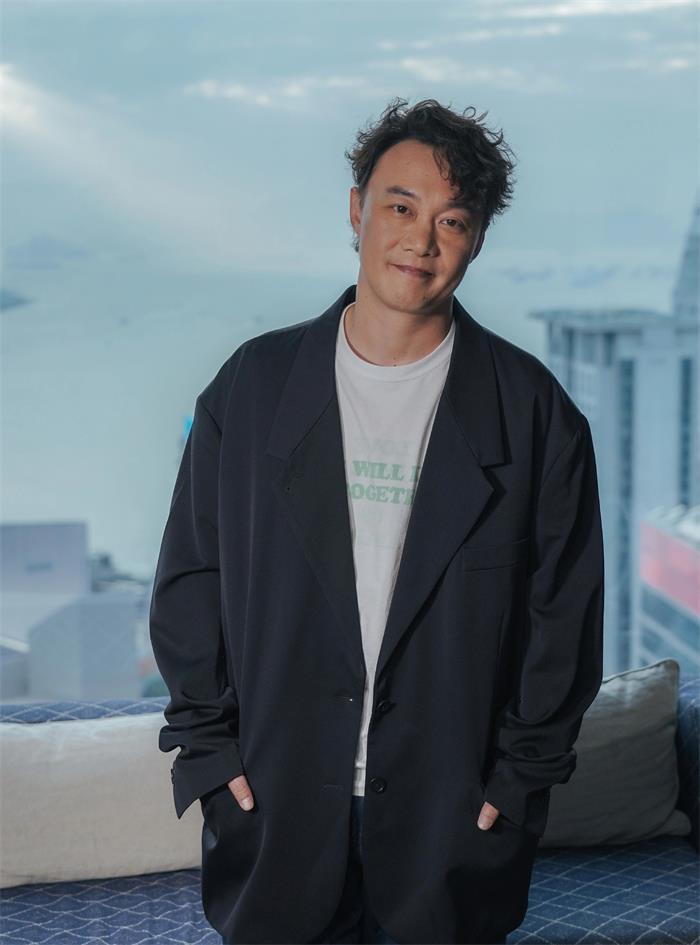 陈奕迅