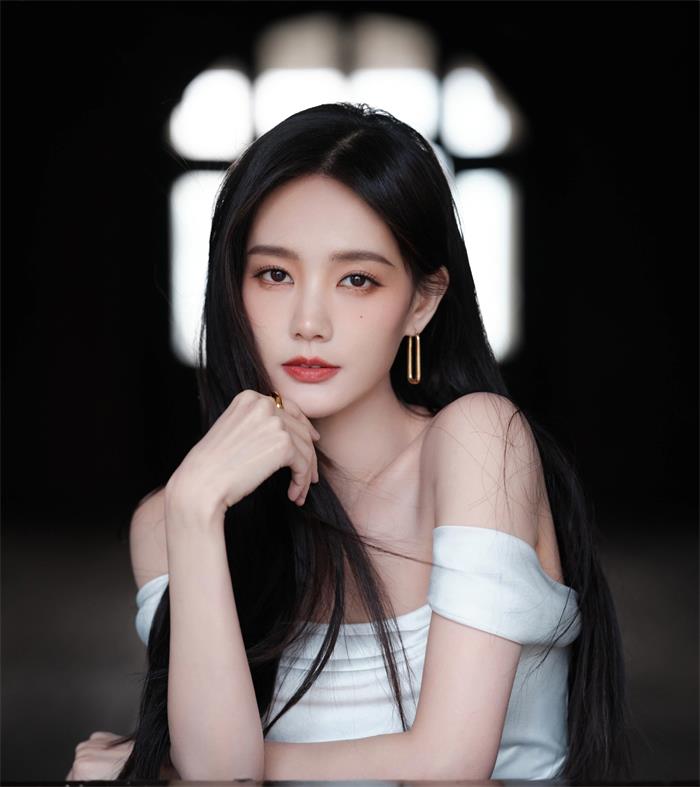 李一桐
