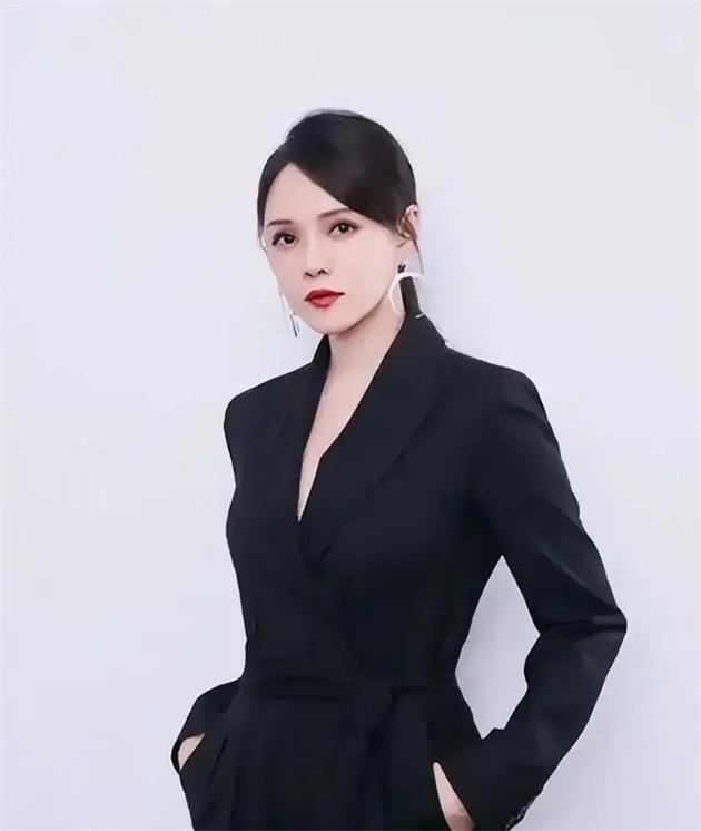 伊能静