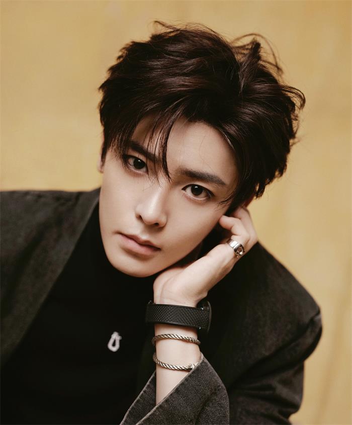 侯明昊