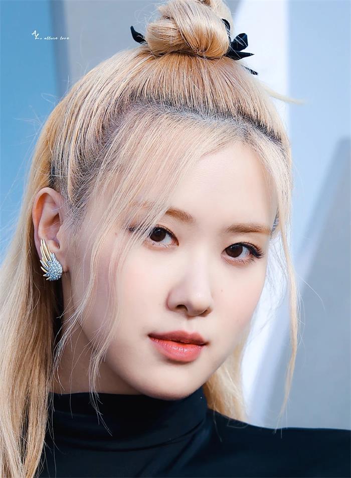 朴彩英ROSÉ