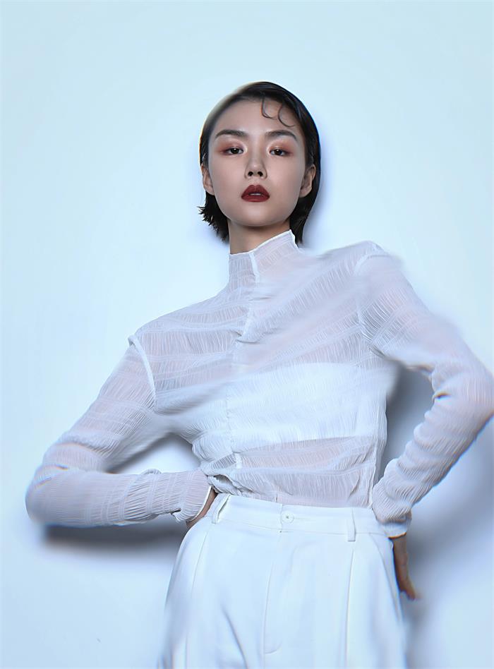 张婉清