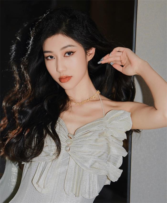 吴映香