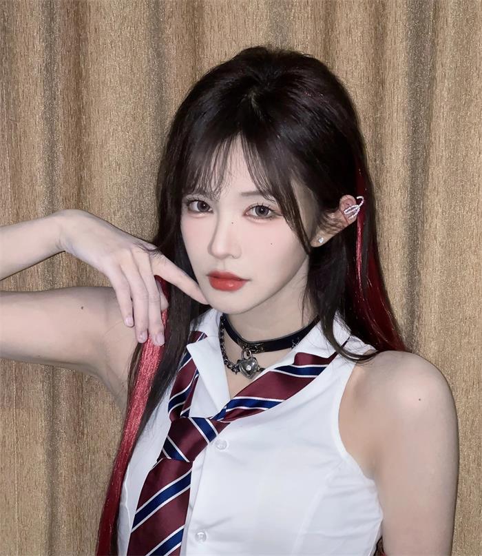 杨冰怡