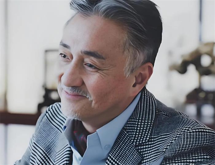 吴岱融