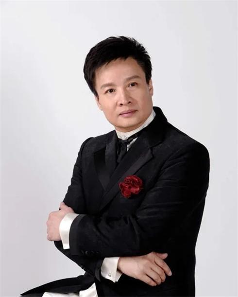 阎维文