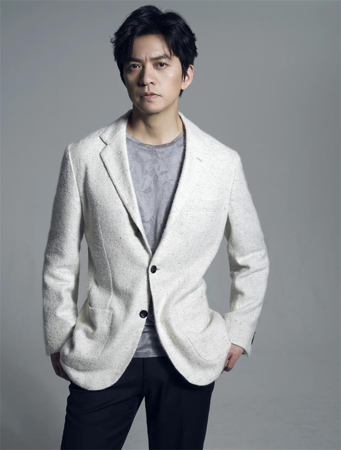 李健