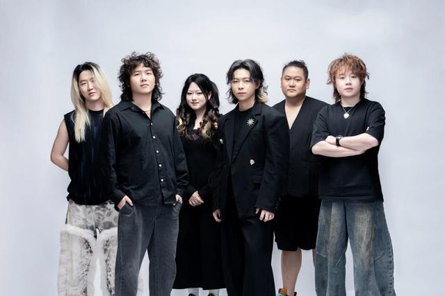 犬儒乐队《暗房河流》2026全国巡演
